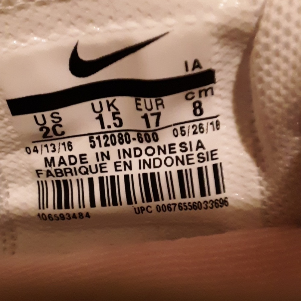Babygirl Nike shoes 2c - Picture 2 of 5